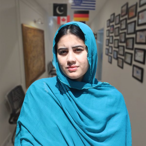 ayesha iftikhar az migration